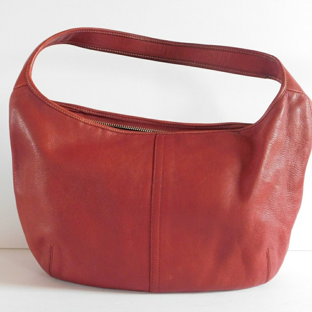 Signature Coach Red Leather Hobo/ Handba